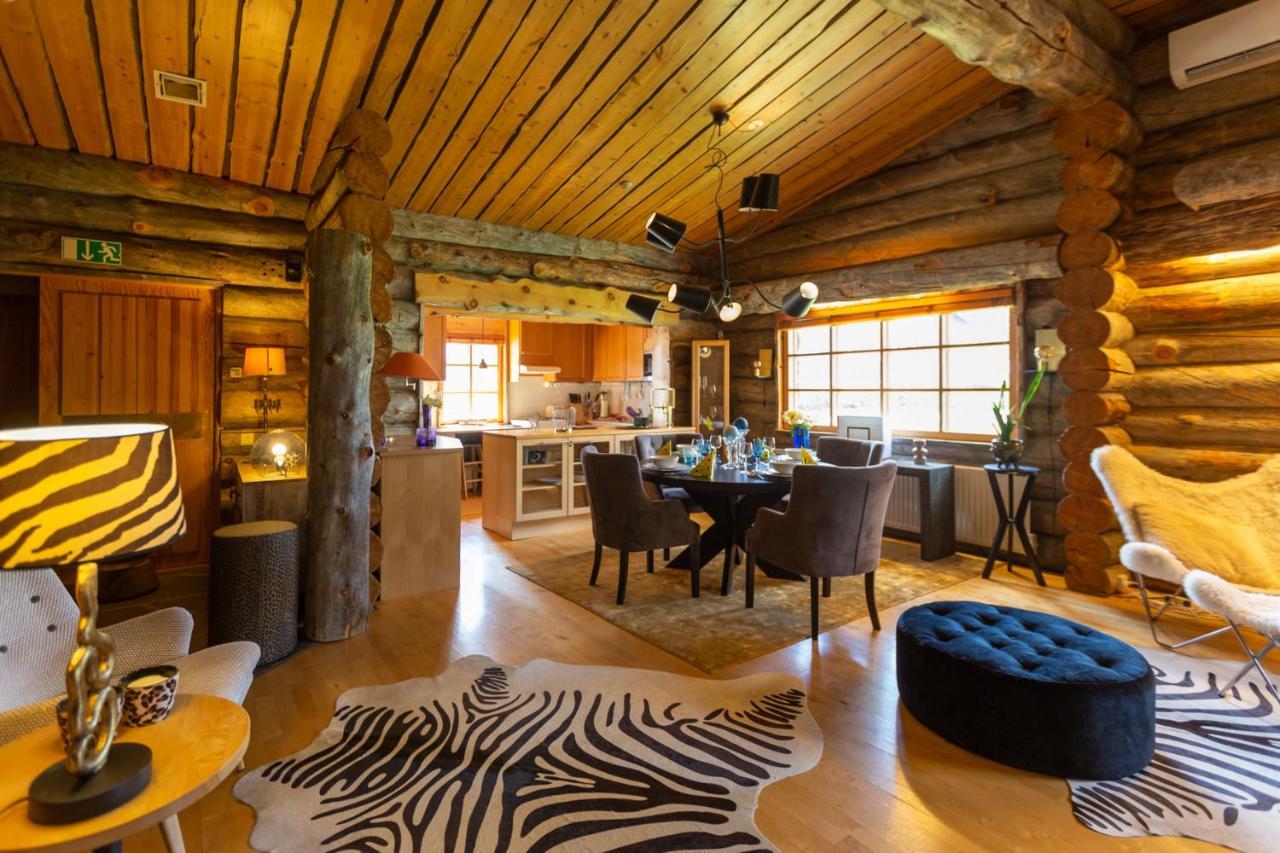 Kuukkeli Log Houses Teerenpesae - Premium Suite A48 サーリセルカ エクステリア 写真
